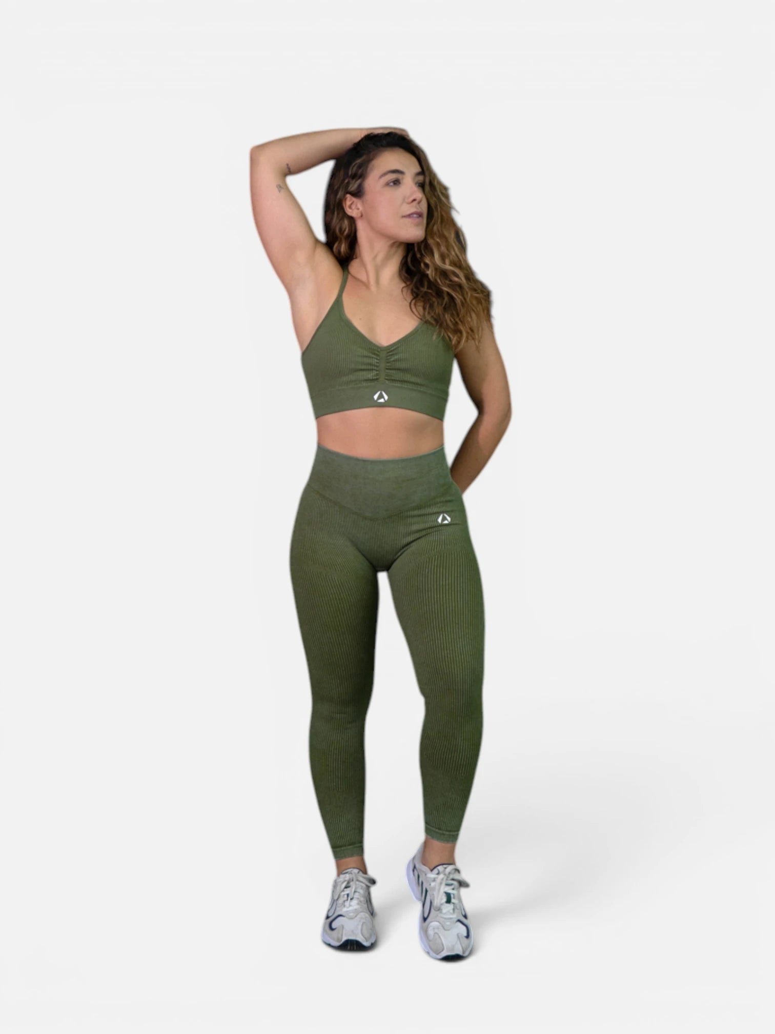 CONJUNTO OLIVE SCULPT - Penta Kimonos