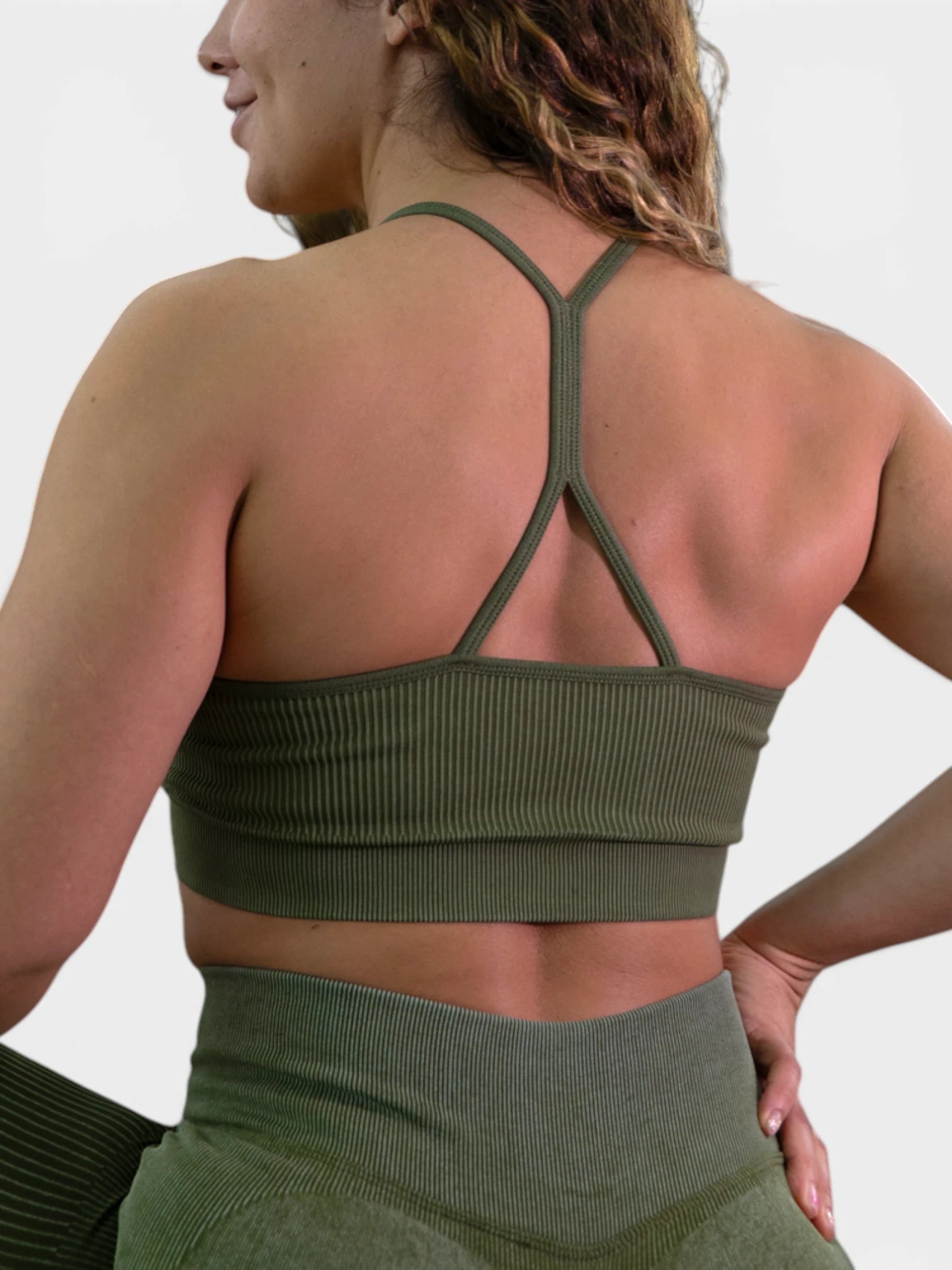 CONJUNTO OLIVE SCULPT - Penta Kimonos