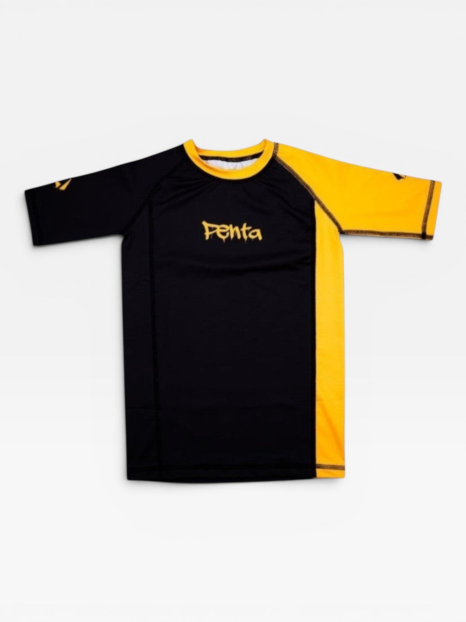 Rashguard de criança Penta Kimonos preta e amarela em lycra respirável para treinos de jiu-jitsu