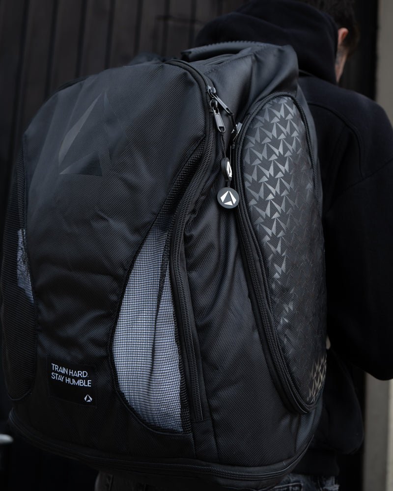 PERFORMANCE BEAST MOCHILA CONVERTÍVEL - Penta Kimonos